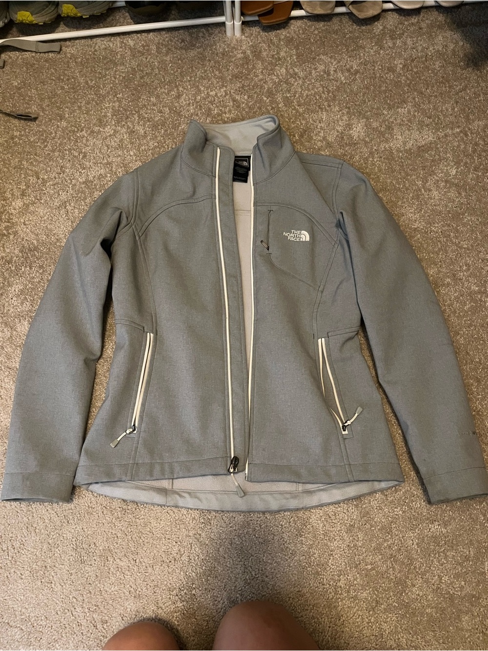 The North Face Women's Light Gray Softshell Utility Jacket